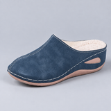 Patogūs šlepetės su atvira kulnu ir klinine padu