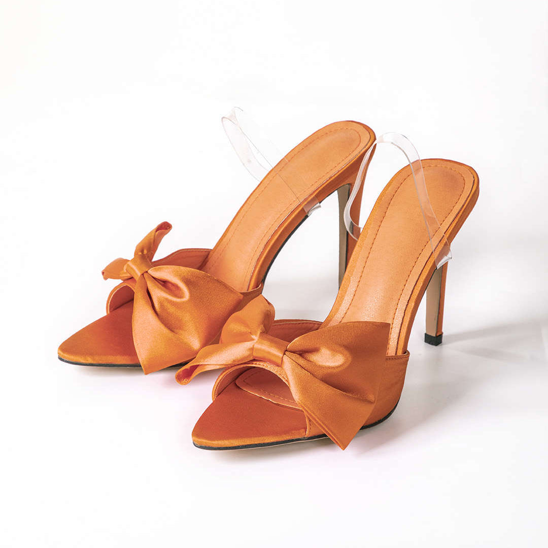 Slingback bateliai ant aukšto kulno su kaspinu