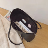 Didelė minkšta lygi tote rankinė
