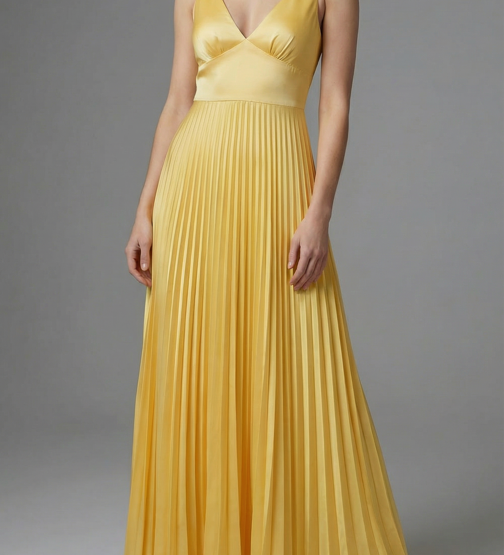 Brigita | Geltonos plisuotos maxi suknelės