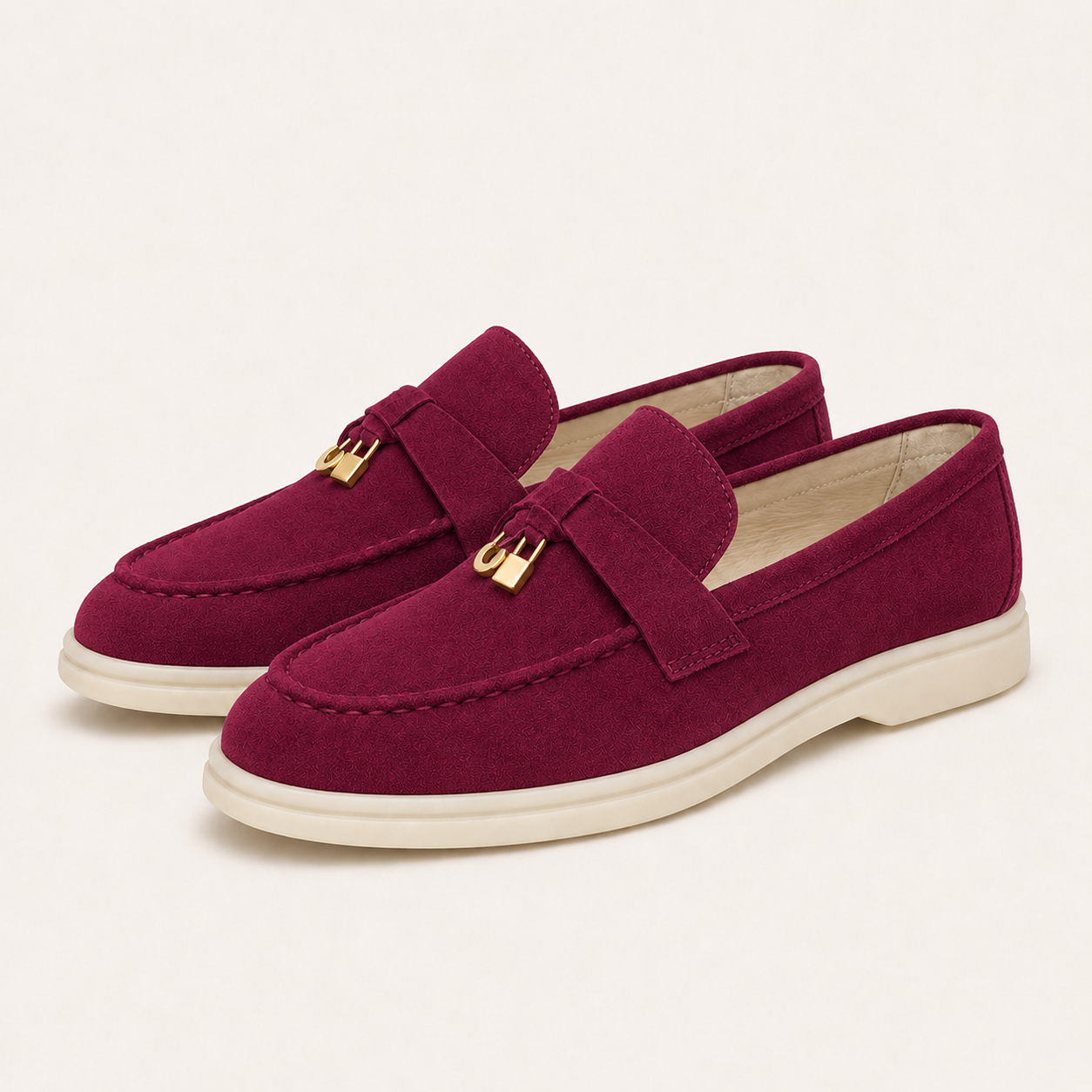 Elegantiški loafers su metaliniu akcentu