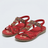 Žemos boho sandalai su detalėmis