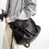 Tvirta lygi crossbody piniginė